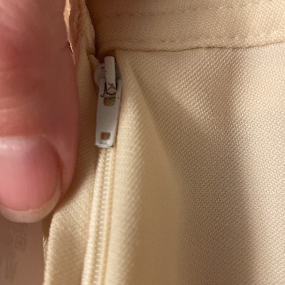 MUST GO 🥳🤩Valentino pencil skirt - Picture 5 of 11